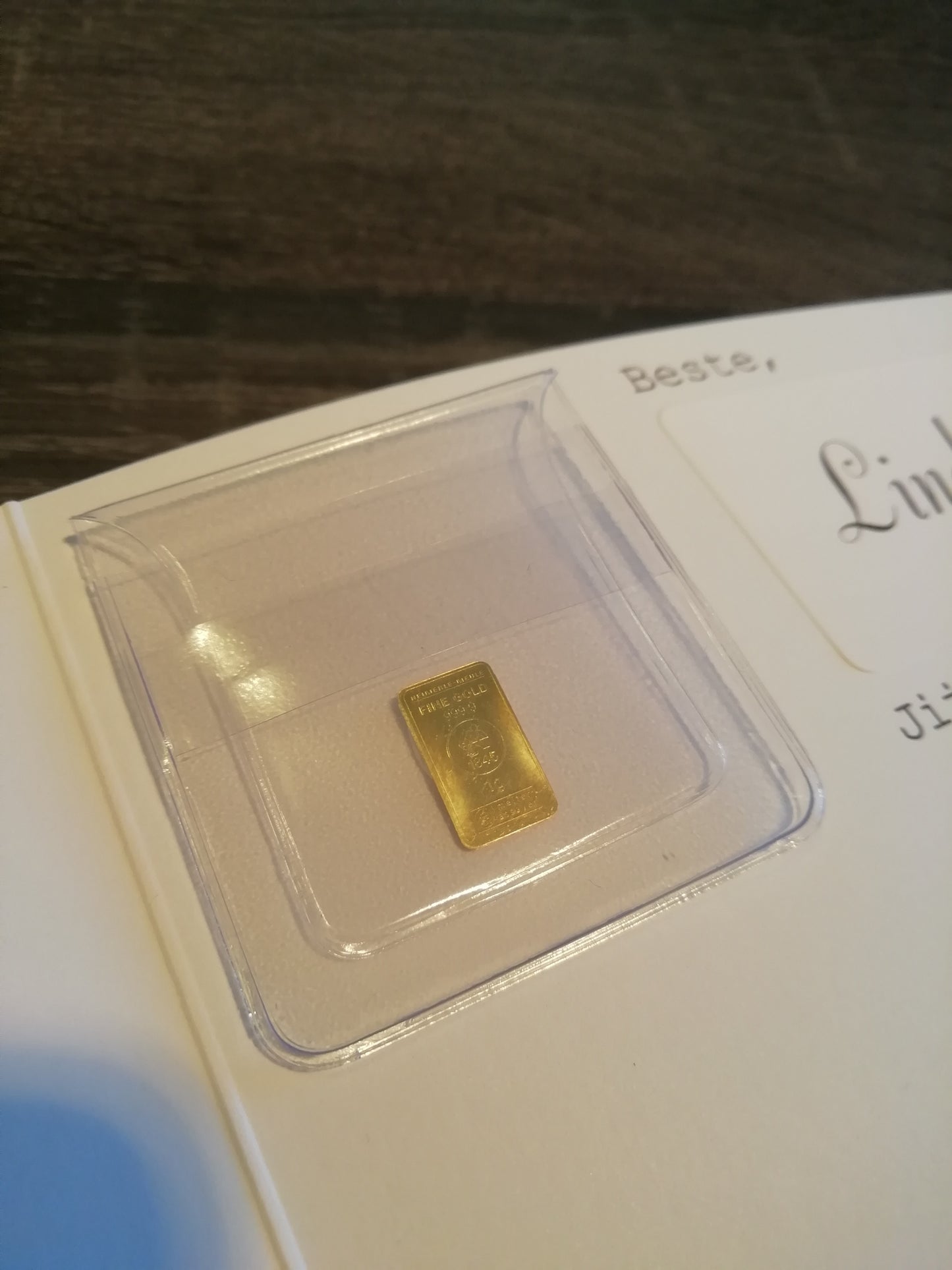 Persönliche Grußkarte mit 1 Gramm Barren reinem Gold!